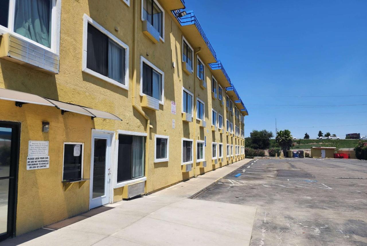 Travelodge By Wyndham Stockton Exterior foto